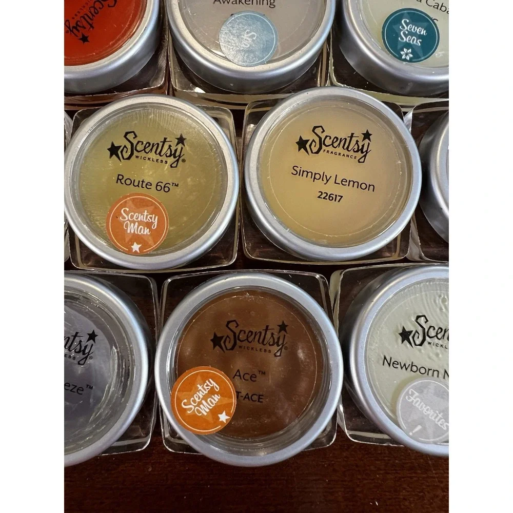 SCENTSY Lot of 15 Mix‎ Wickless Wax 1